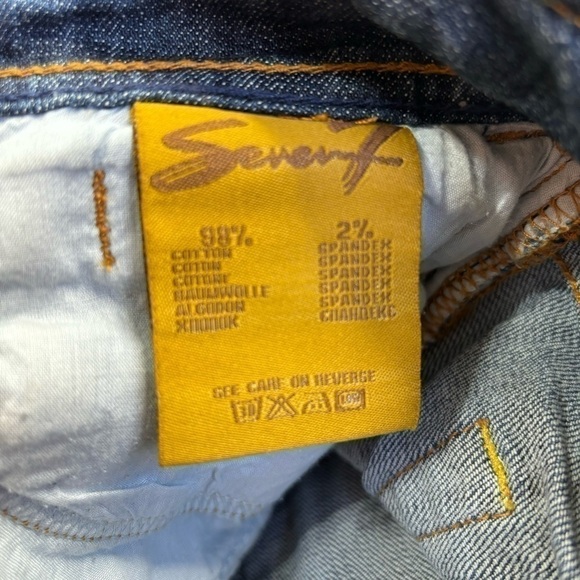 Seven7  Shorts Womens 27 Bermuda Length Regular Wash Denim Casual Low Rise Vaca - Picture 3 of 4